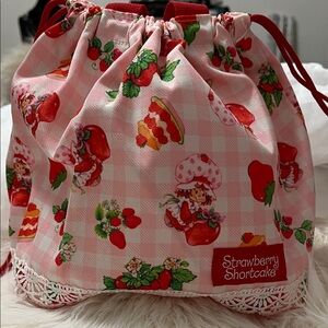 Strawberry Shortcake Pink Drawstring Lunch Bag